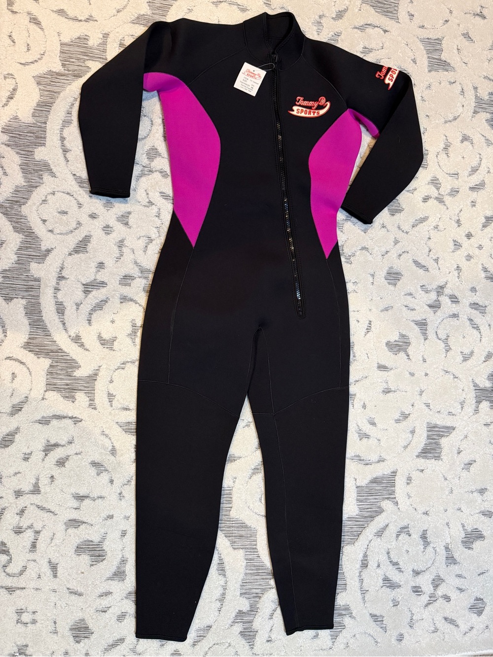 New NWT LadiesTommy D’s 3mm Black and Magenta One-Piece Wetsuit size 3X